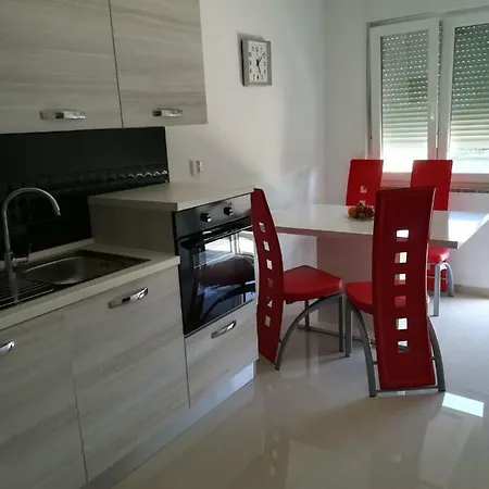 Apartman Tonika Pula Exterior photo