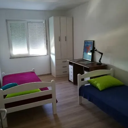 Apartman Tonika Pula Exterior photo